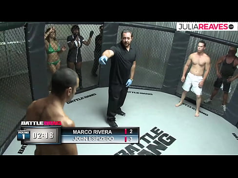 ❤️ Ultimate Fighter fode unha rapaza número xusto despois dunha pelexa no ring ❤️  Sexo en nós ☑