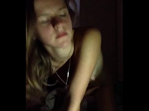 ❤️ Unha rapaza masturbanse e corre ❤️  Sexo en nós ☑